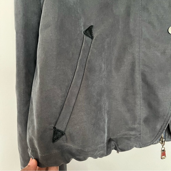 Unique spring jacket - Picture 13 of 15